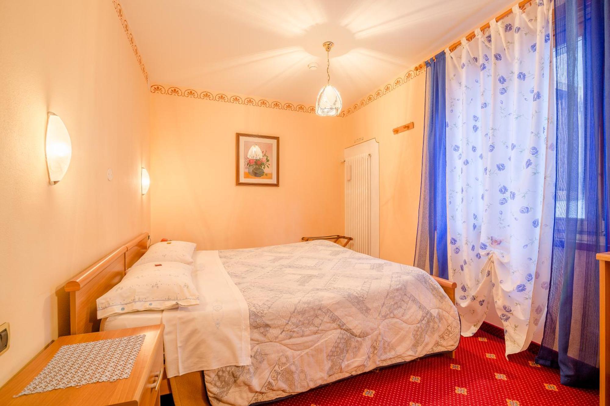 Albergo Genzianella Rocca Pietore Exterior photo
